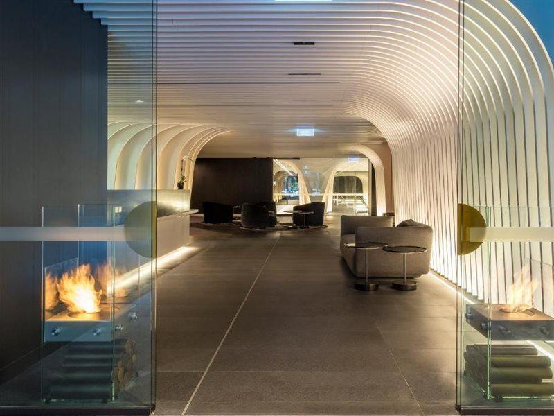 Skye Suites Sydney Esterno foto The interior of the lounge